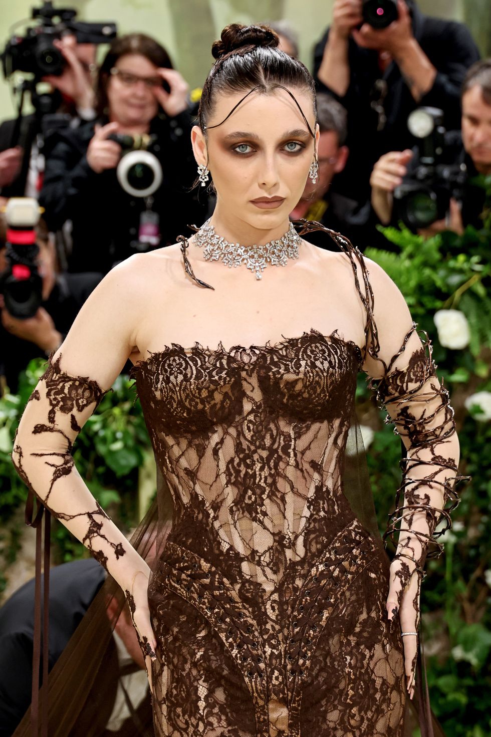 Эмма Чемберлен на Met Gala 2024